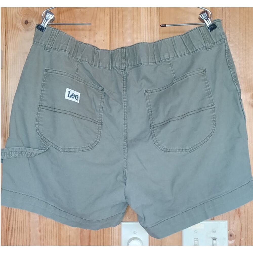 Lee Heritage Shorts Women's 18 Olive Green Carpenter Style Big Pockets Stretchy - Picture 4 of 7